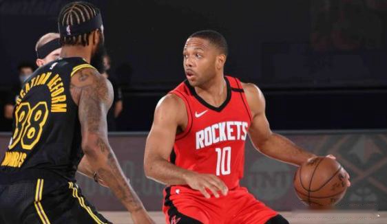 球场上演 球场上演