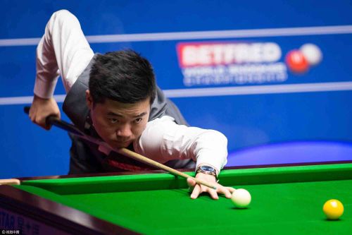 队的比赛中 队的比赛中