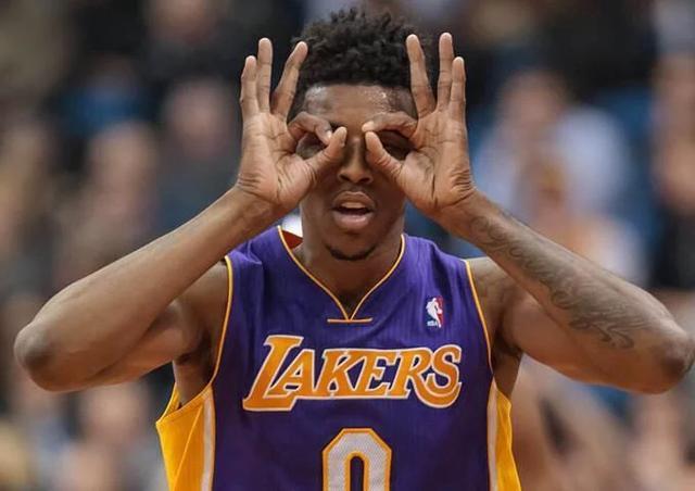 赛程过半 赛程过半